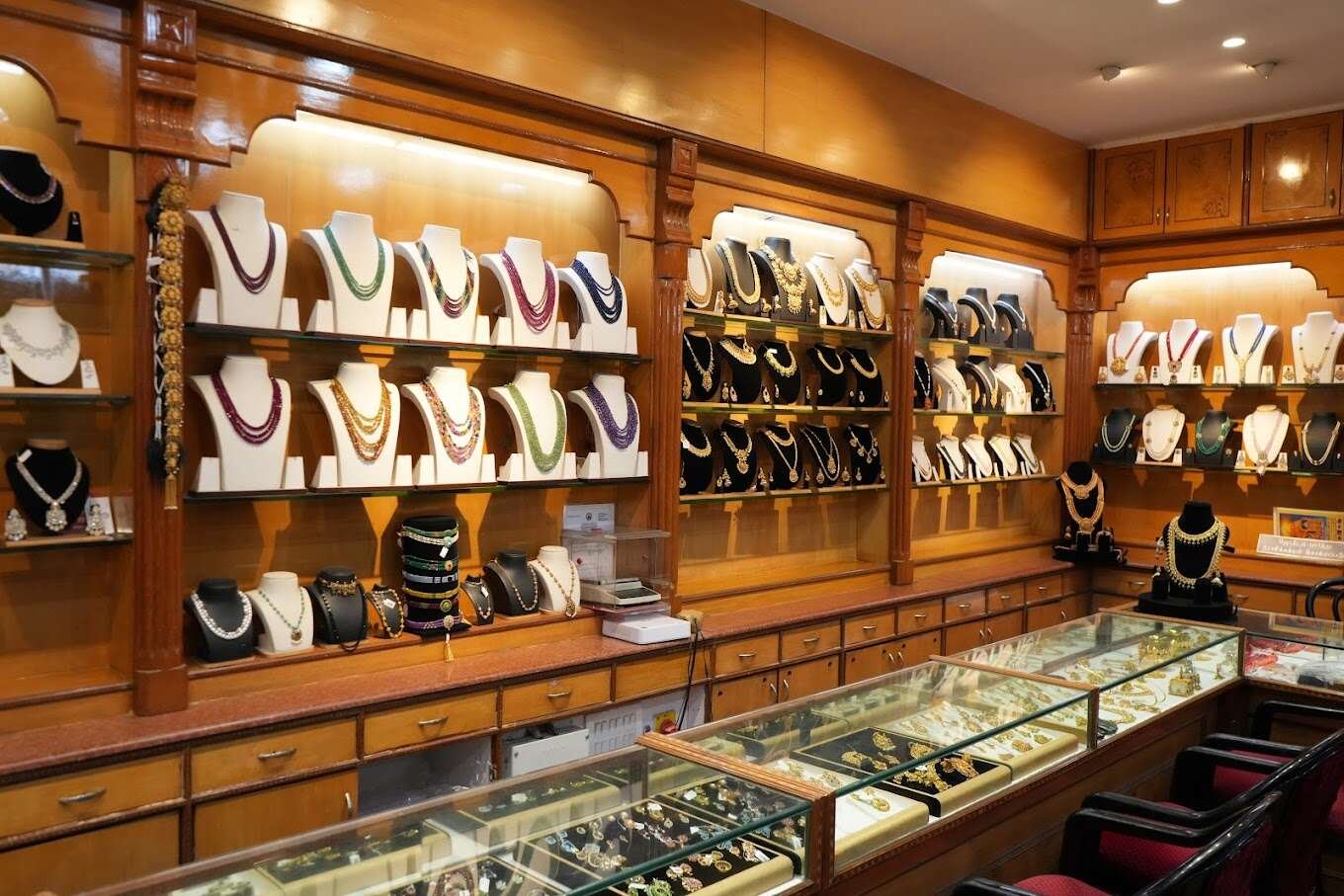 Original Narayana Pearls Gems & Jewels